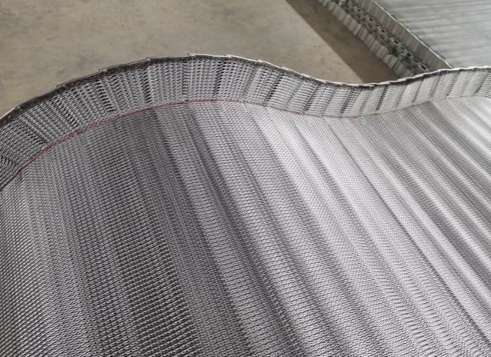 光亮退火爐網(wǎng)帶擋邊如何設計